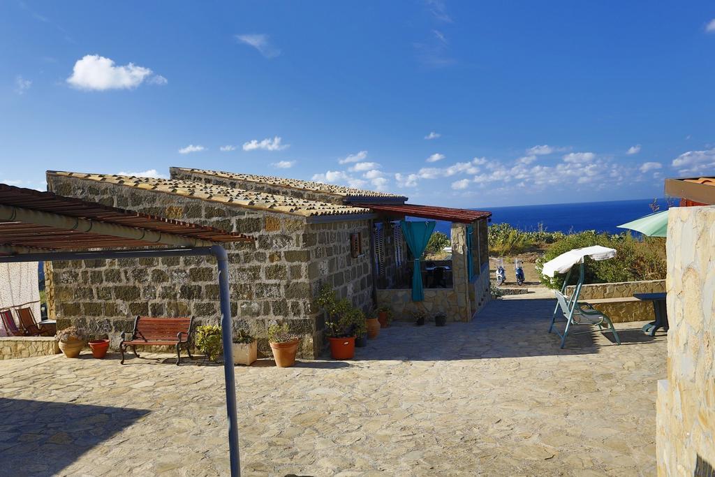 Case Vacanze La Cernia Bruna Isola di Ustica Dış mekan fotoğraf